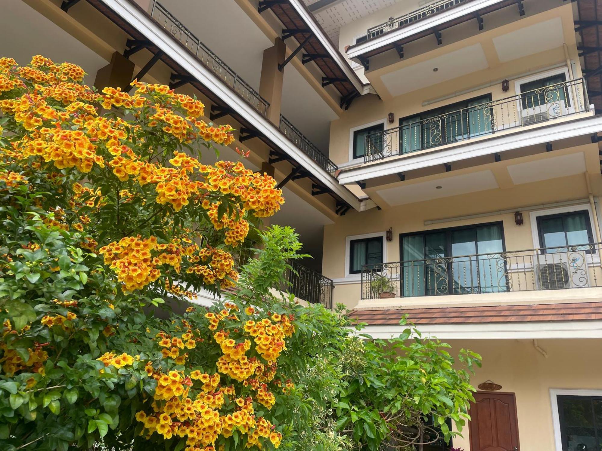 Aparthotel Laph Kham House Chiang Mai Exterior foto